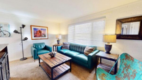 Downtown Cozy Home Base - Purple Sage 8